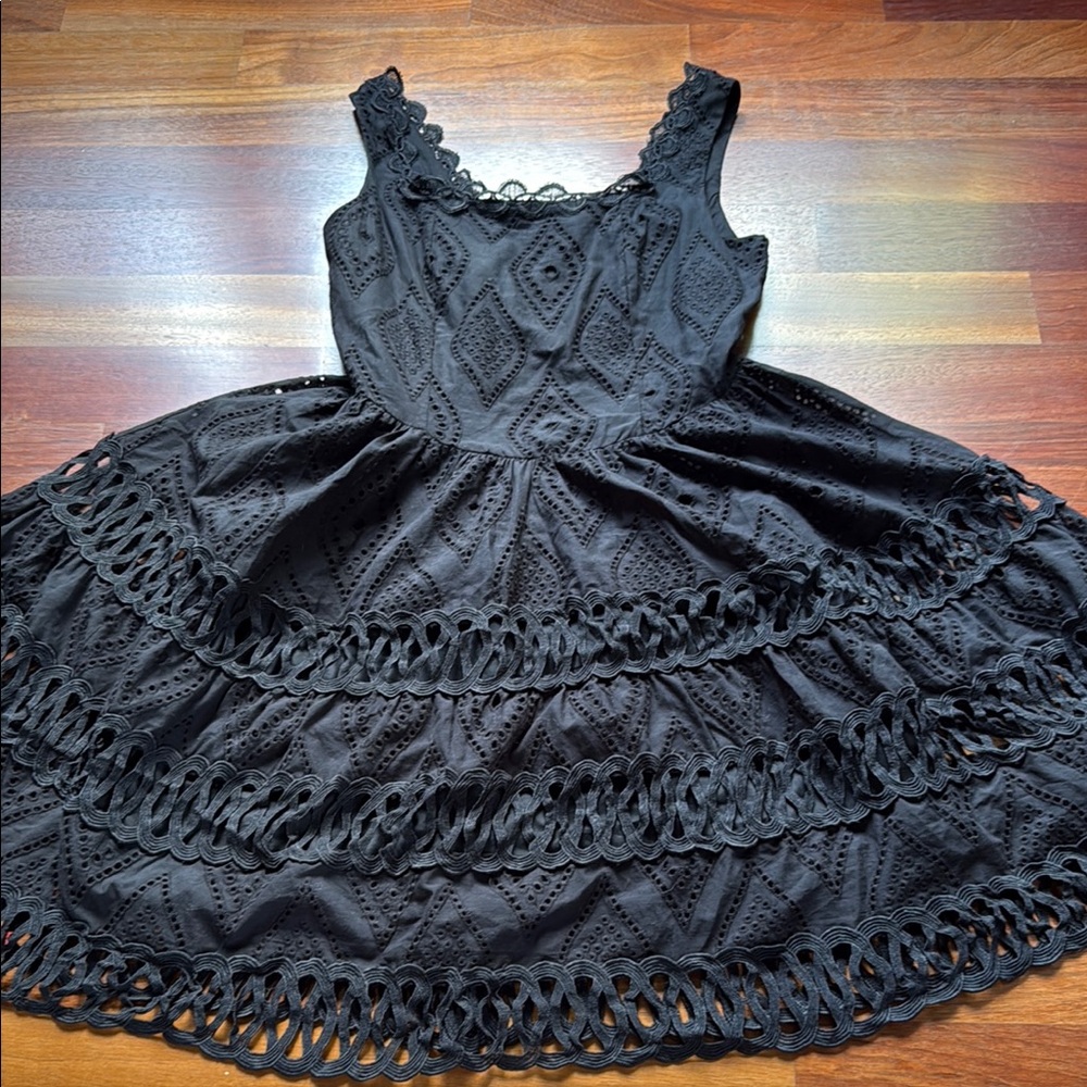 Chicwish Black Sleeveless Scoop Neck Sundress